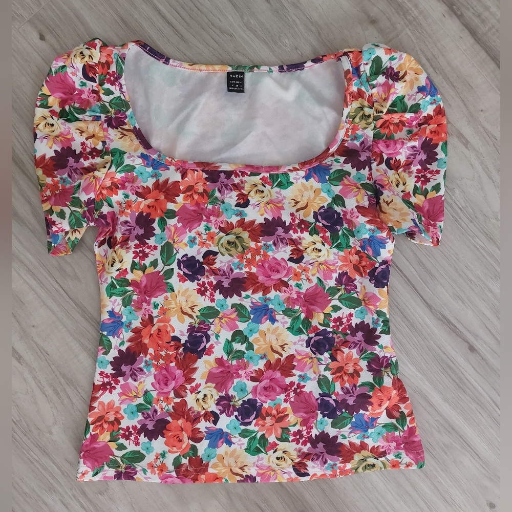 Multicolor Floral Puff Sleeve Blouse